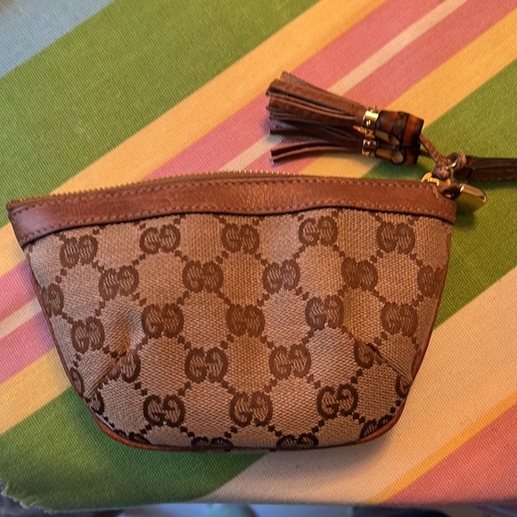 COPY - Tassels Wristlet by Gucci - Picture 9 of 12